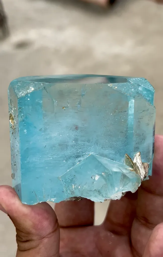 Aquamarine from Pakistan - image 6