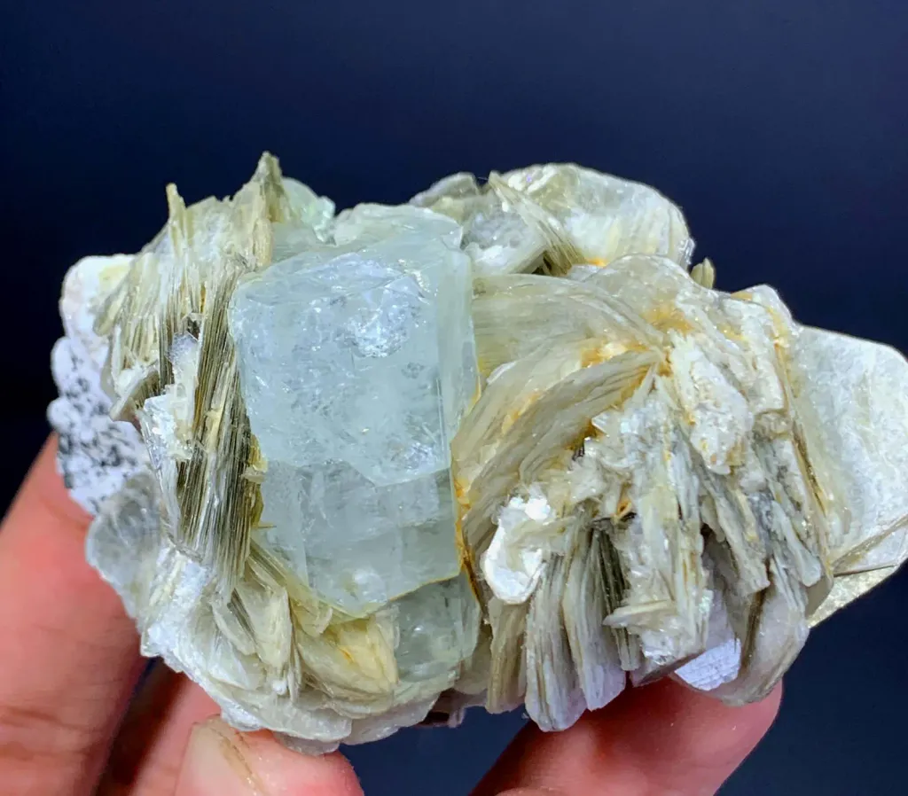 Aquamarine from Pakistan - image 6