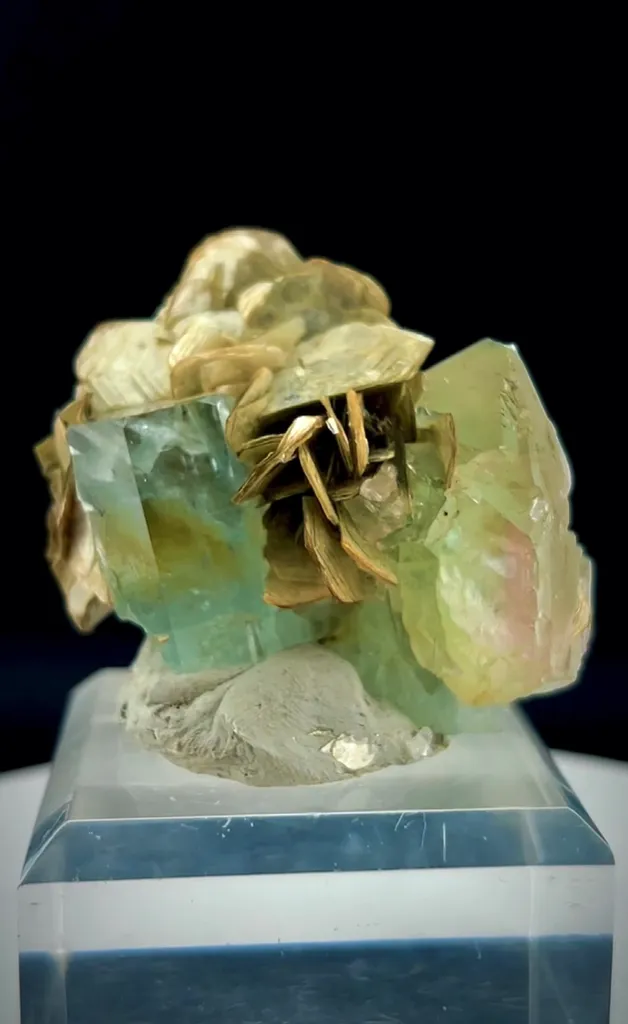 Aquamarine from Pakistan - image 7