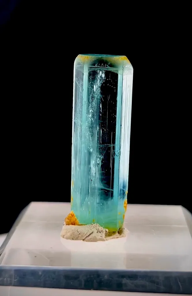 Aquamarine from Pakistan - image 8