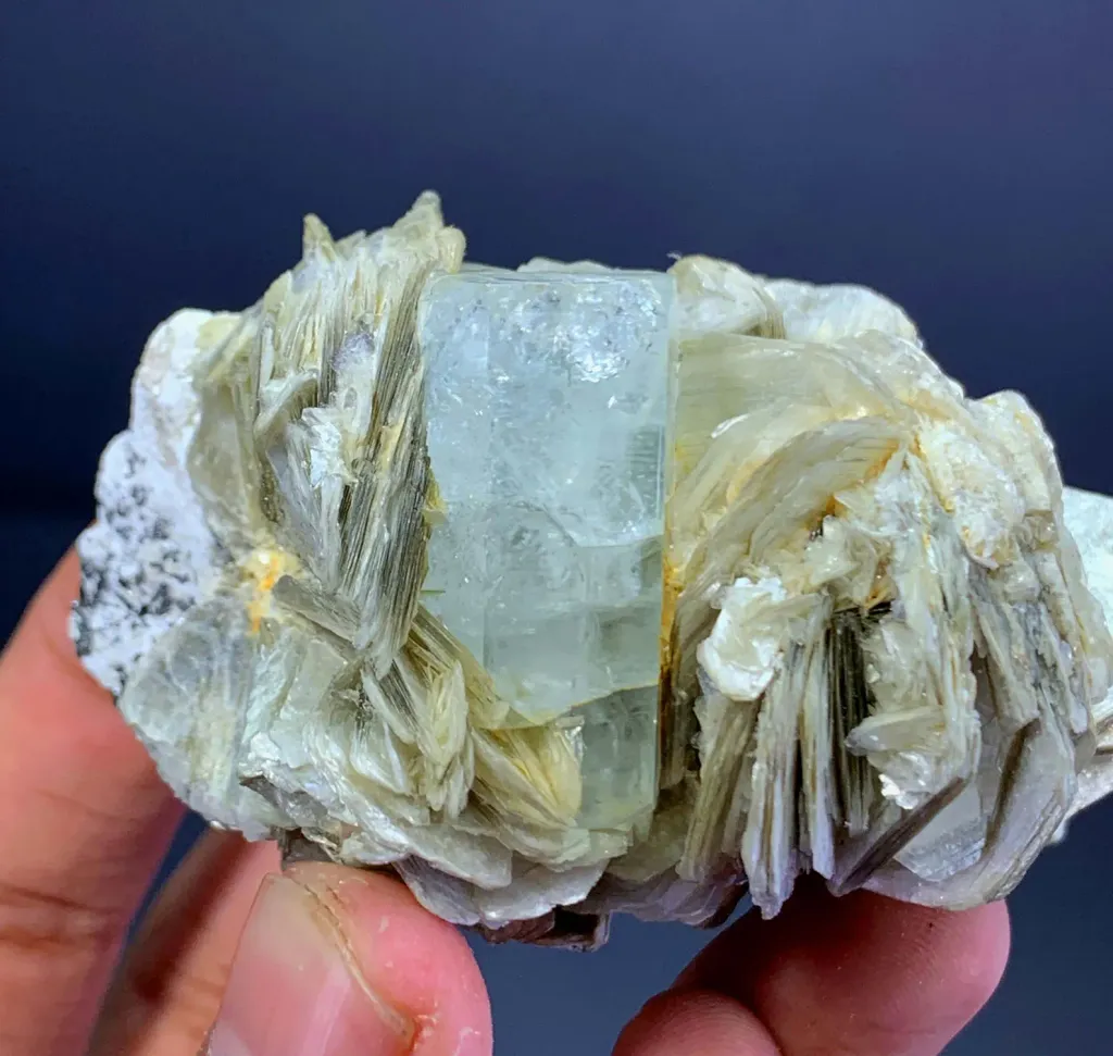Aquamarine from Pakistan - image 8