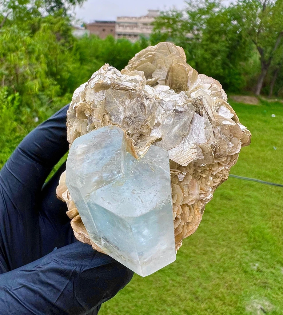 Aquamarine from Pakistan - image 4