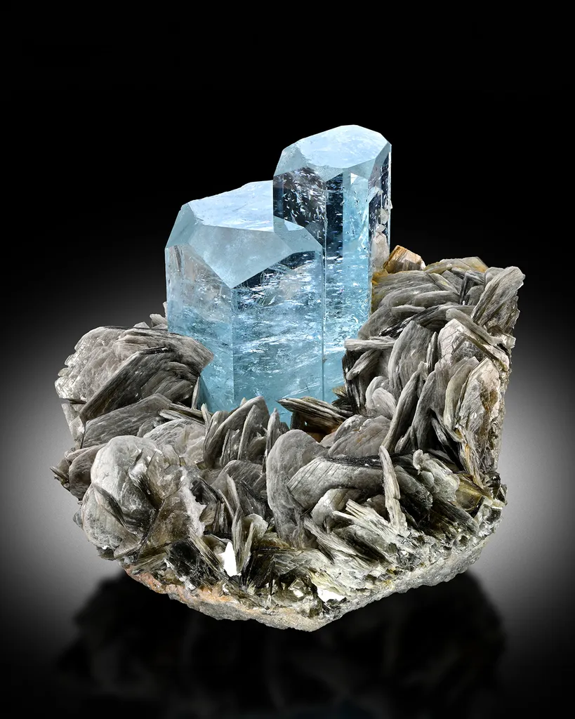 Aquamarine from Pakistan, Gilgit-Baltistan, Gilgit District image