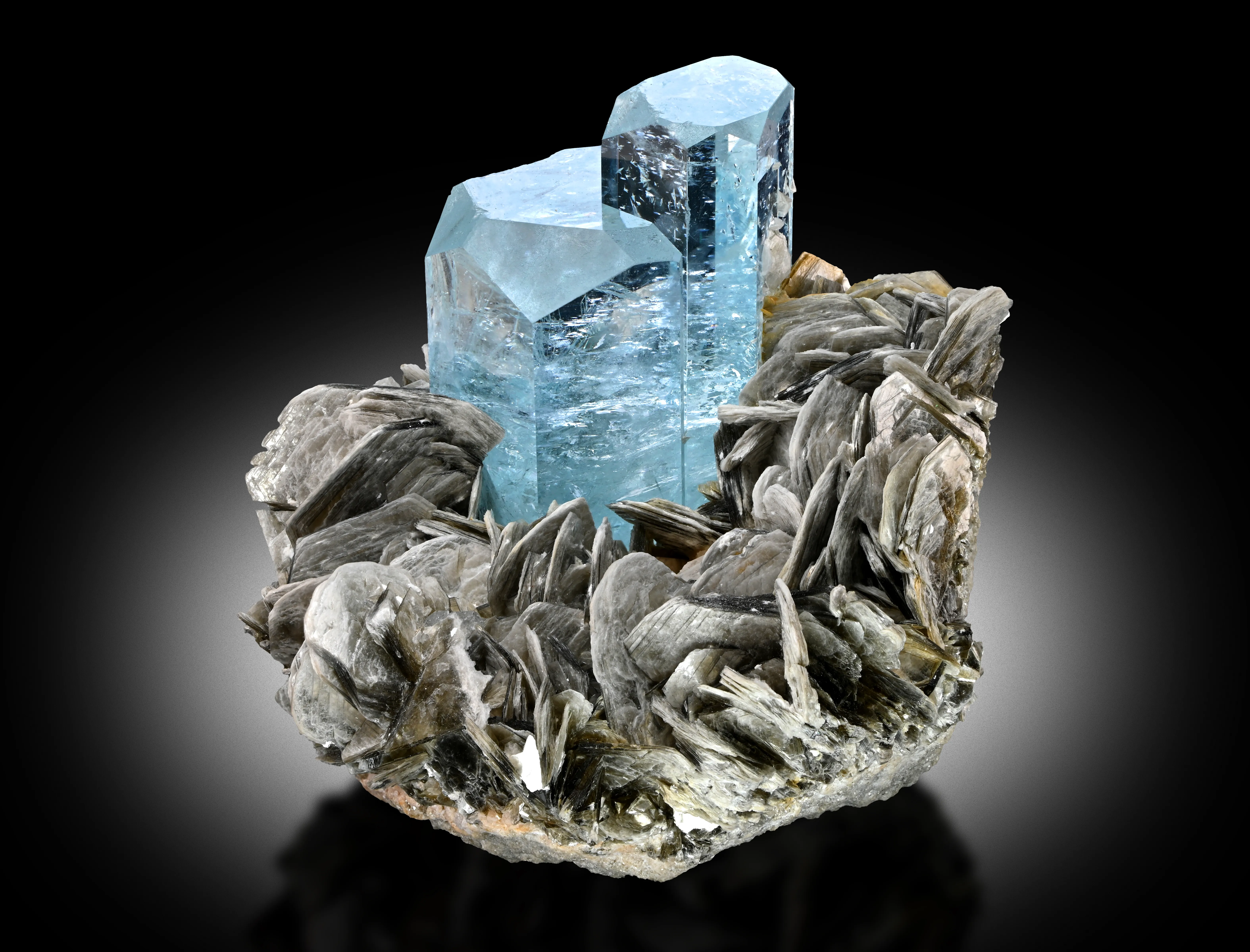 Aquamarine from Pakistan, Gilgit-Baltistan, Gilgit District - image 1