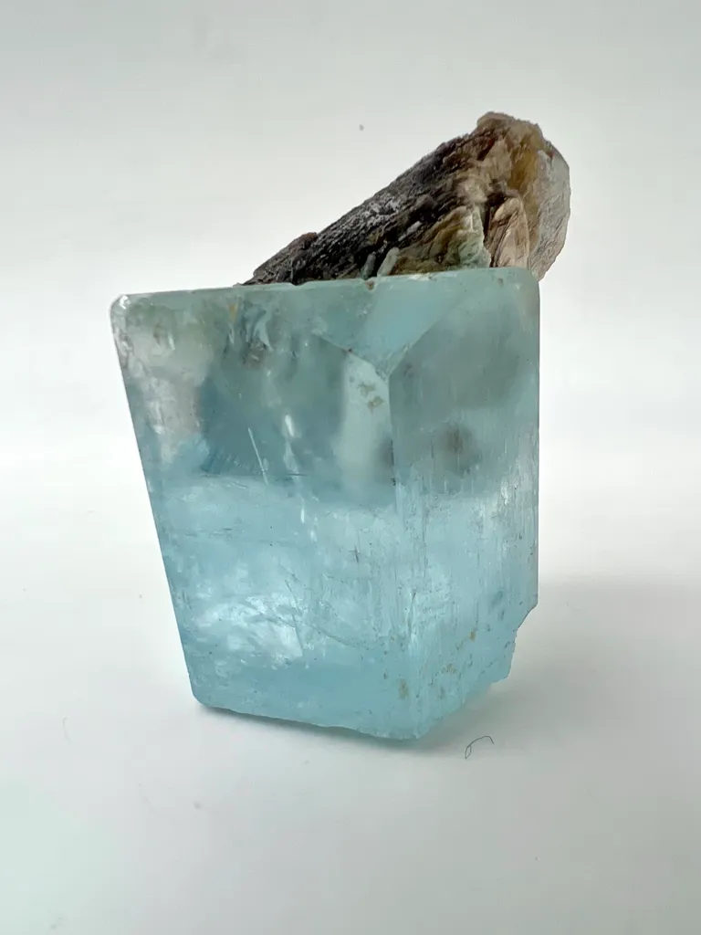Aquamarine from Pakistan, Gilgit-Baltistan, Nagar District, Aliabad image
