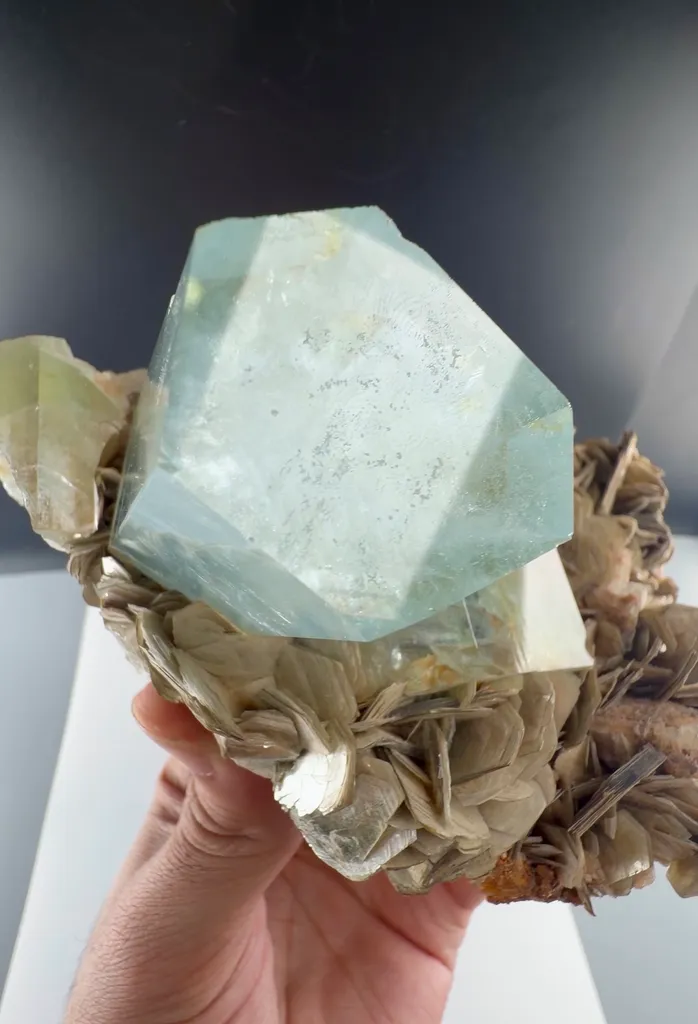 Aquamarine from Pakistan, Gilgit-Baltistan, Nagar District, Aliabad - image 6