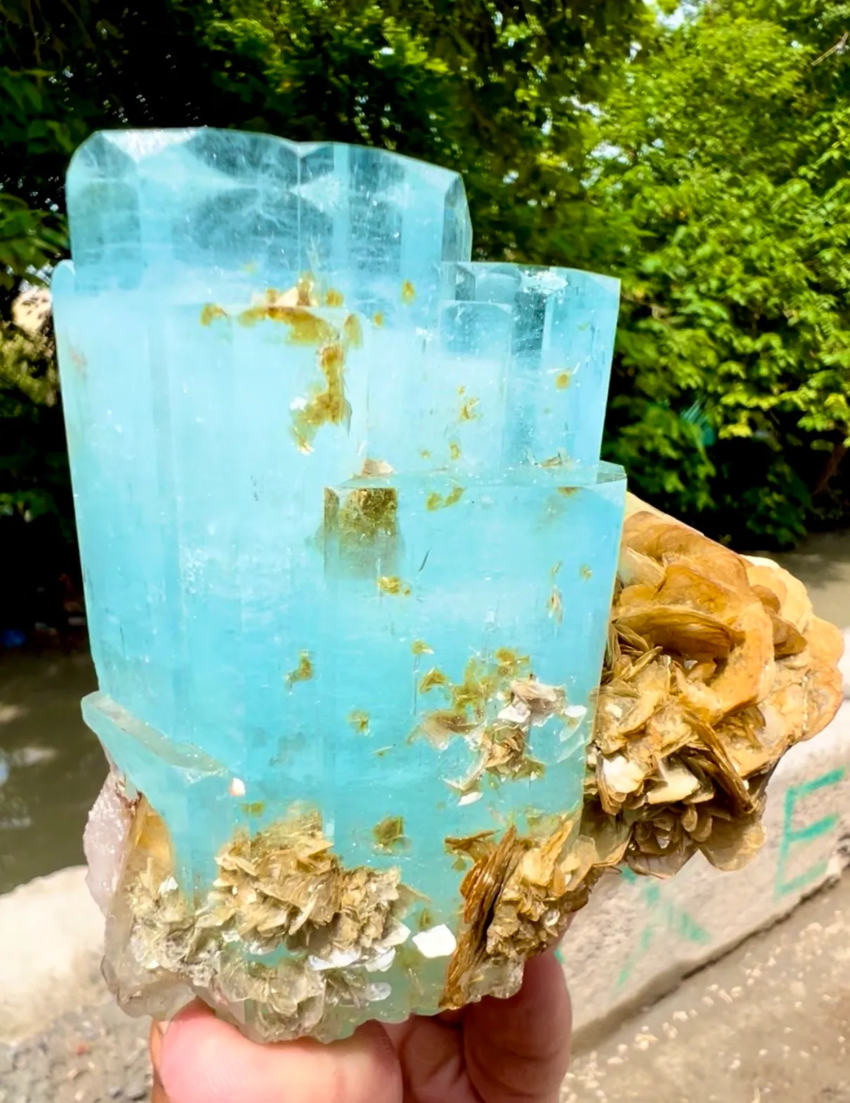 Aquamarine from Pakistan, Gilgit-Baltistan, Nagar District, Chumar Bakhoor - image 9