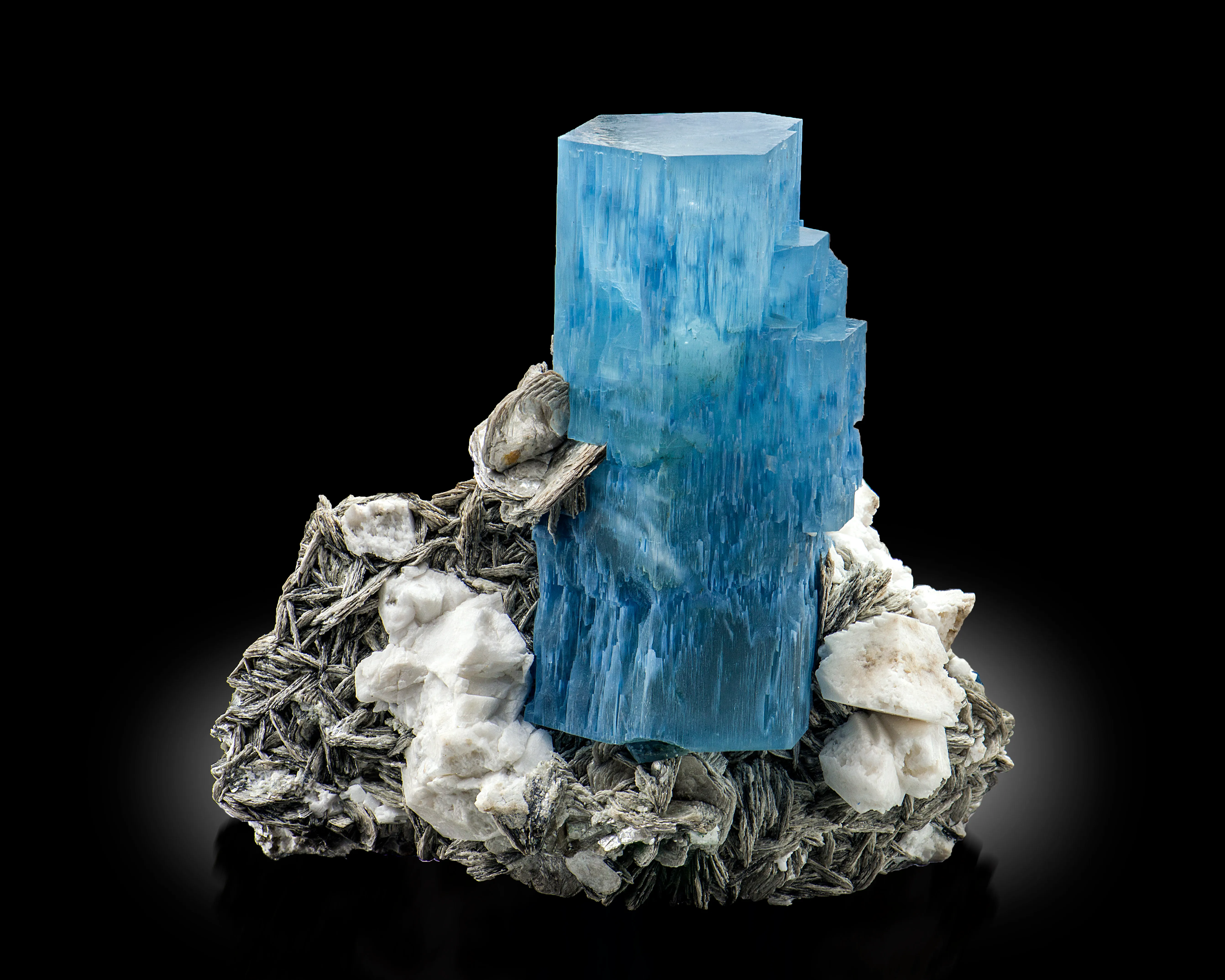 Aquamarine from Pakistan, Gilgit-Baltistan, Nagar District, Chumar Bakhoor - image 1
