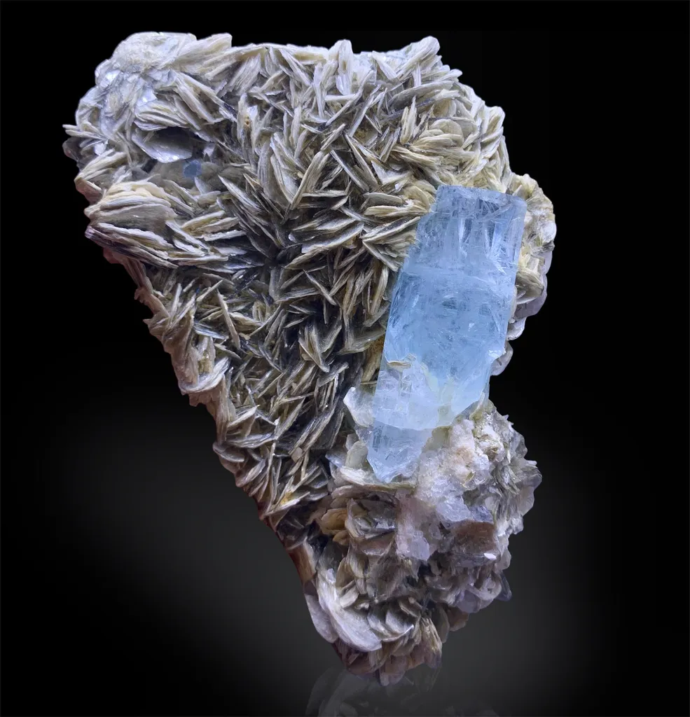Aquamarine from Pakistan, Gilgit-Baltistan, Nagar District, Nagar - image 7