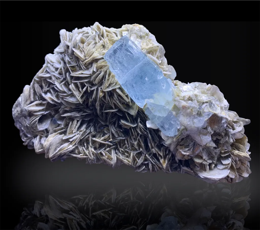 Aquamarine from Pakistan, Gilgit-Baltistan, Nagar District, Nagar - image 4