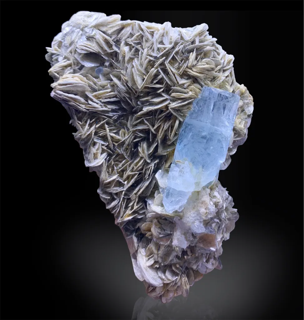 Aquamarine from Pakistan, Gilgit-Baltistan, Nagar District, Nagar - image 5