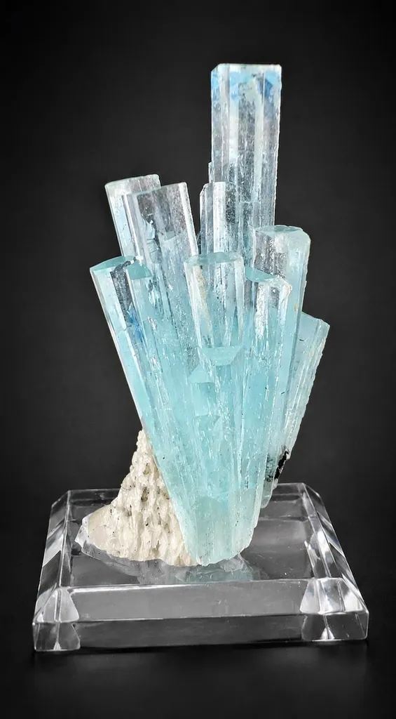 Aquamarine from Pakistan, Gilgit-Baltistan, Shigar District, Shigar Valley - image 4