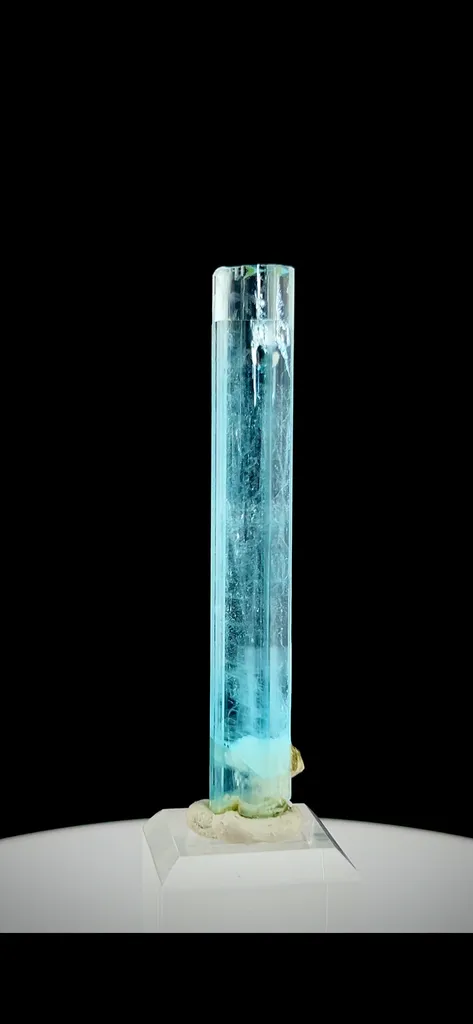Aquamarine from Pakistan, Gilgit-Baltistan, Shigar District, Shigar Valley, Alchuri image