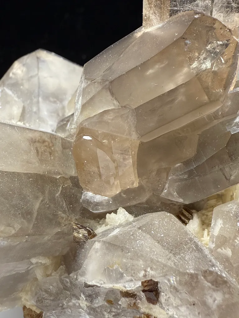 Aquamarine from Pakistan, Gilgit-Baltistan, Shigar District, Shigar Valley, Alchuri - image 3