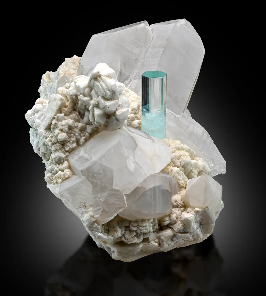 Aquamarine from Pakistan, Gilgit-Baltistan, Shigar District, Shigar Valley image