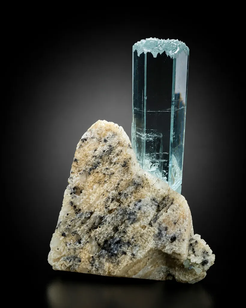 Aquamarine from Pakistan ( Repair ) - image 3