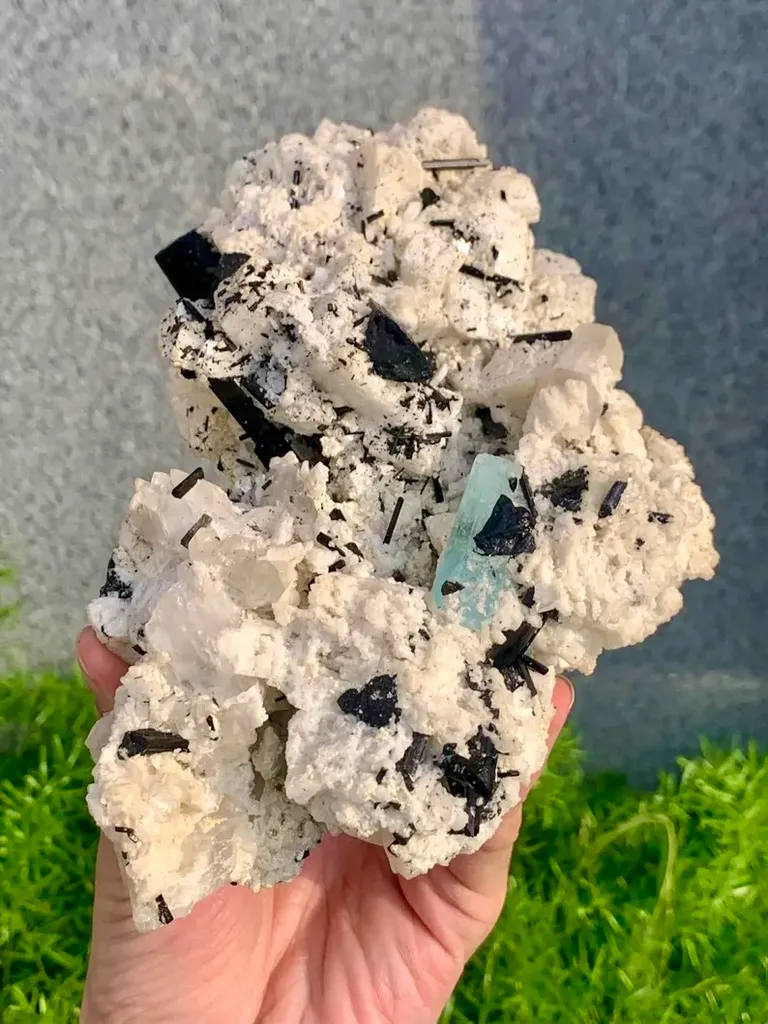 Aquamarine from Pakistan, Shigar Valley, image