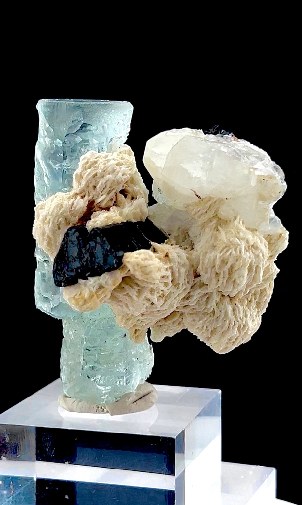 Aquamarine from Pari, Gilgit-Baltistan, Pakistan - image 5