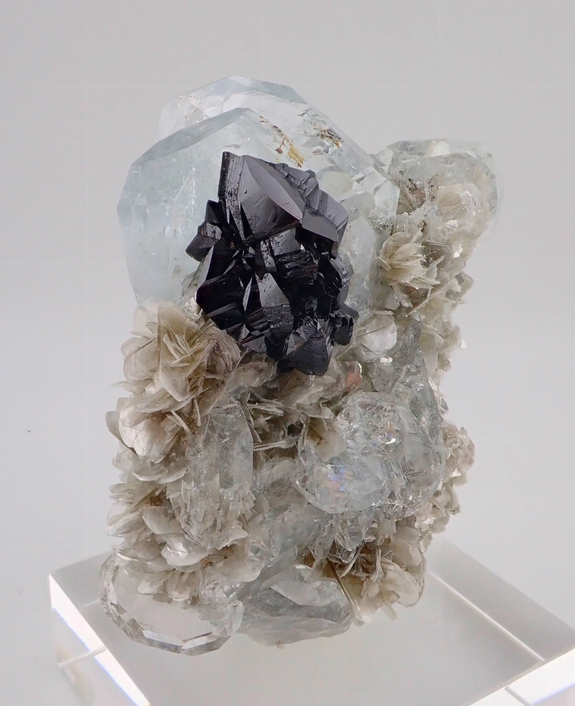Aquamarine from Pingwu Co., Sichuan, China image