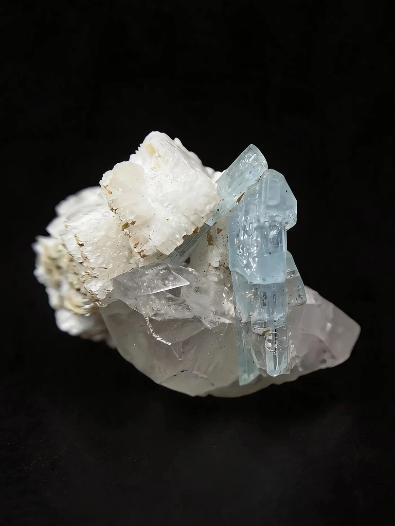 Aquamarine from Shigar Valley, Shigar District, Gilgit-Baltistan, Pakistan - image 7
