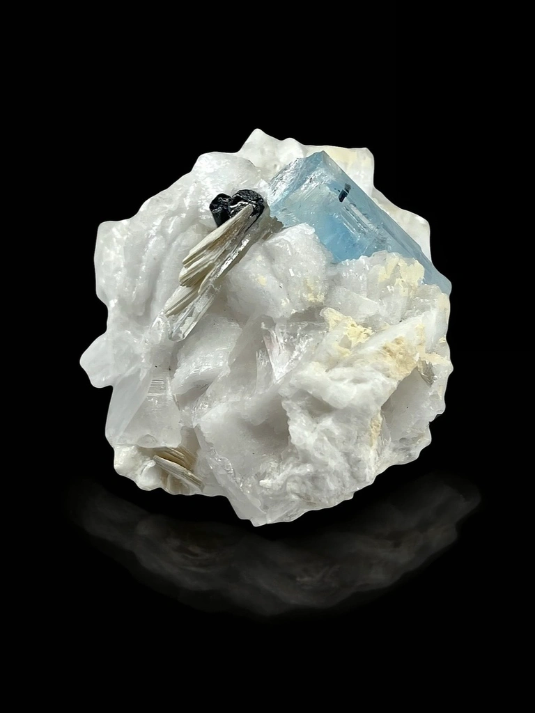 Aquamarine from Shigar Valley, Shigar District, Gilgit-Baltistan, Pakistan - image 6