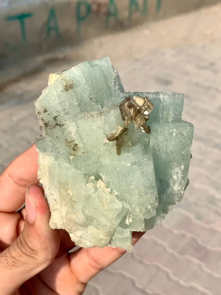 Aquamarine from Shigar Valley, Shigar District, Gilgit-Baltistan, Pakistan - image 7