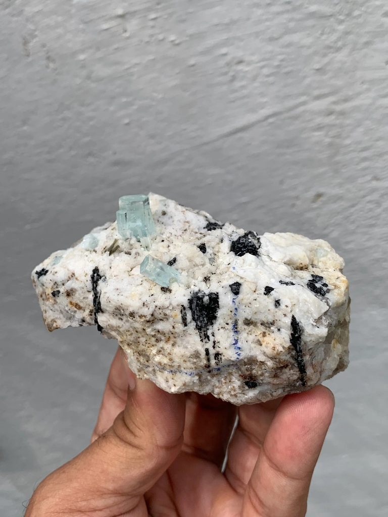 Aquamarine from Shigar Valley, Skardu District, Gilgit-Baltistan, Pakistan - image 4