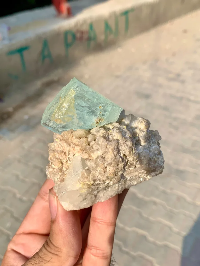 Aquamarine from Shigar Valley, Skardu District, Gilgit-Baltistan, Pakistan - image 7