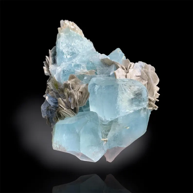 Aquamarine from Skardu District, Gilgit-Baltistan, Pakistan image