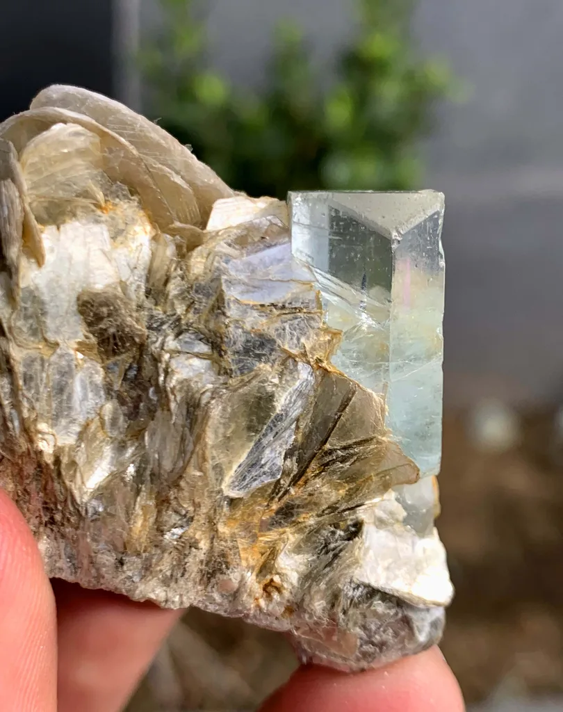 Aquamarine from Skardu District, Gilgit-Baltistan, Pakistan - image 7