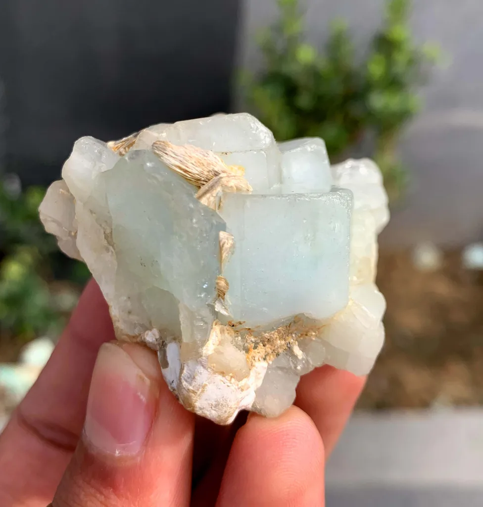 Aquamarine from Skardu District, Gilgit-Baltistan, Pakistan - image 3