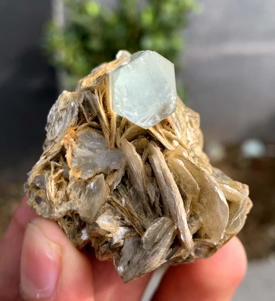 Aquamarine from Skardu District, Gilgit-Baltistan, Pakistan - image 6
