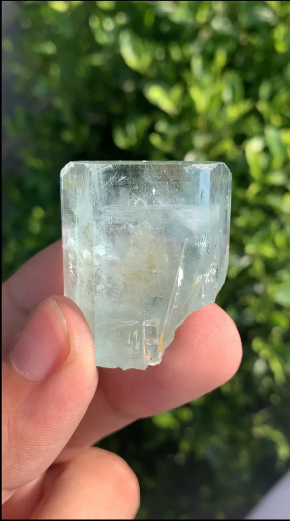 Aquamarine from Skardu District, Gilgit-Baltistan, Pakistan - image 4