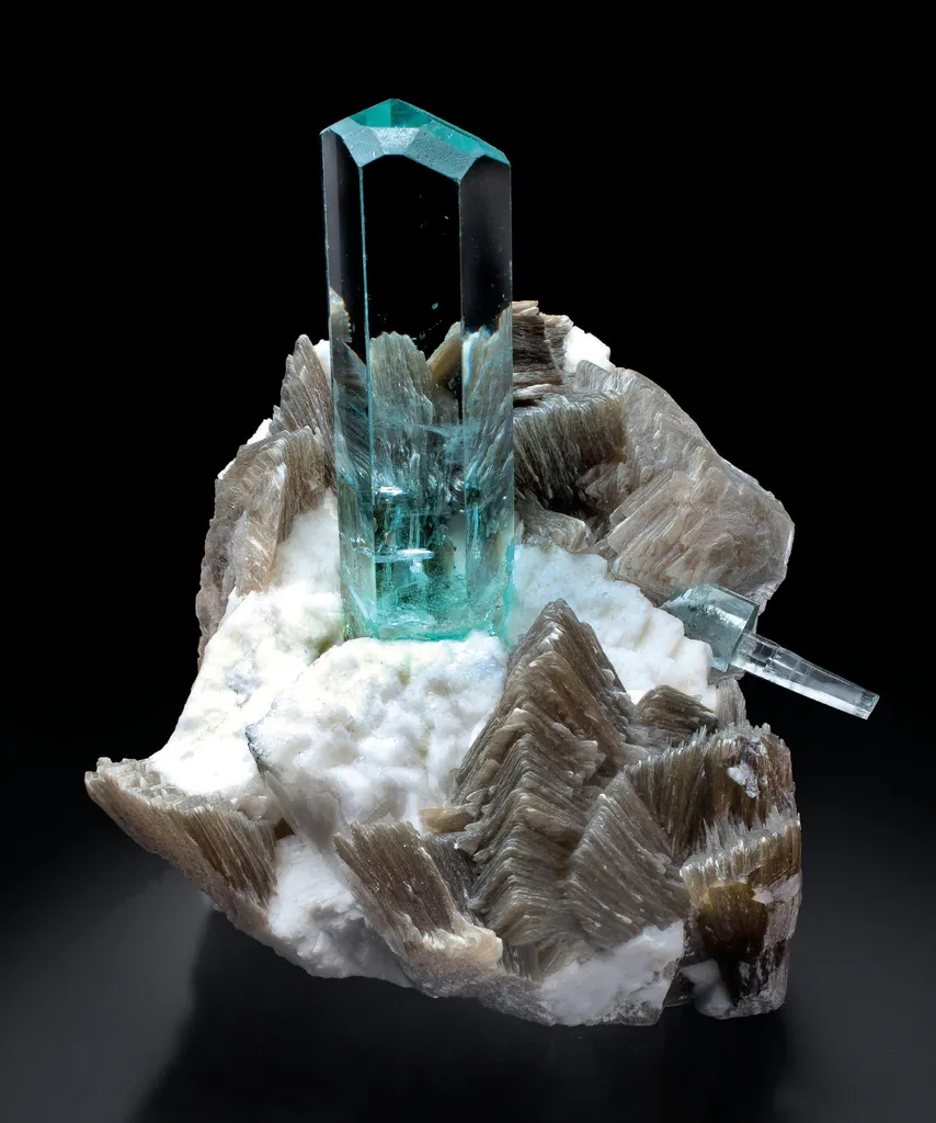 Aquamarine, Muscovite, Feldspar image