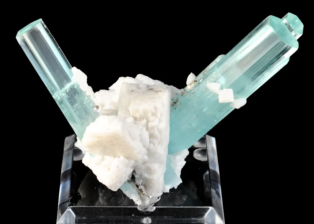 Aquamarine on Albite image