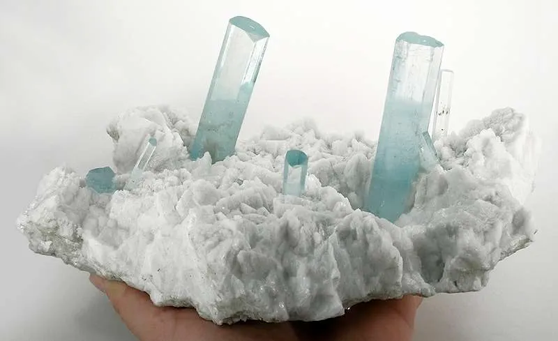 Aquamarine on Albite - image 1