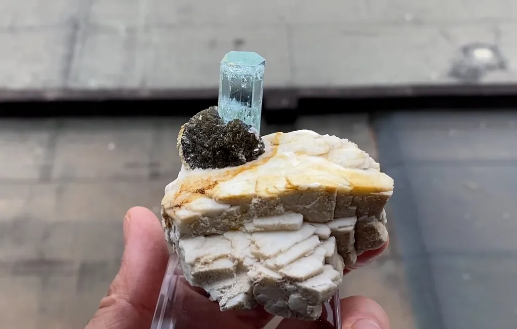 Aquamarine on Feldspar - image 5