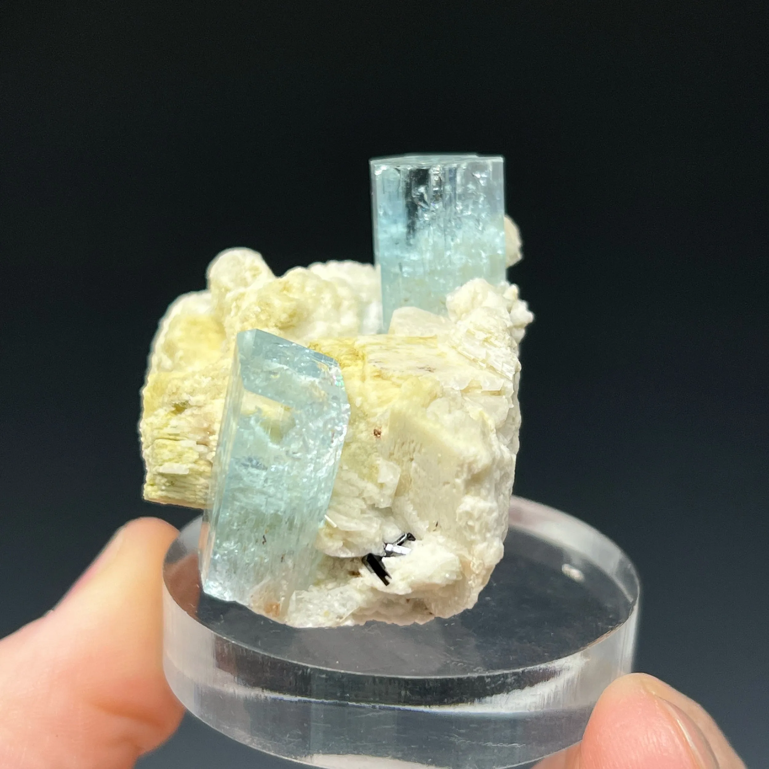 Aquamarine on Feldspar - image 3