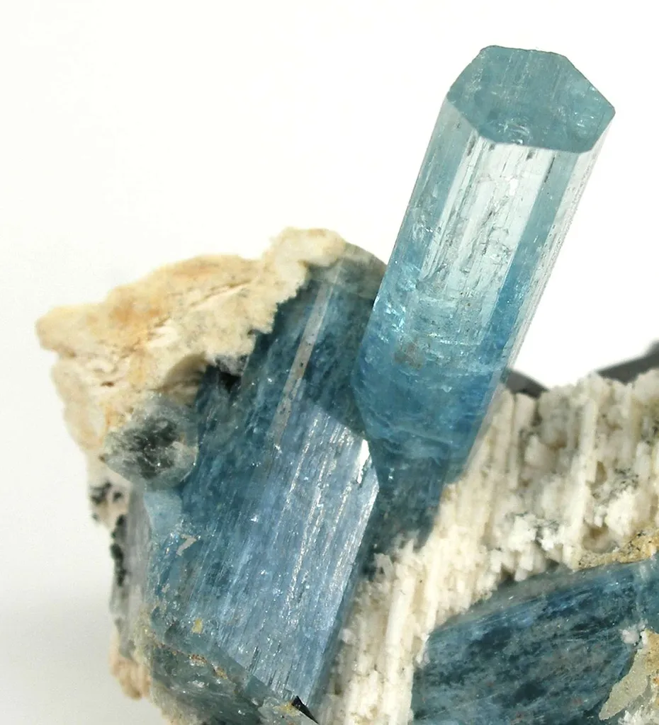 Aquamarine on Feldspar - image 4