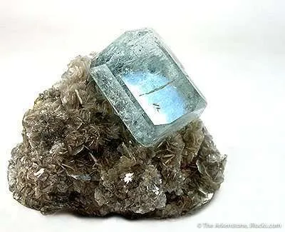 Aquamarine on Muscovite image