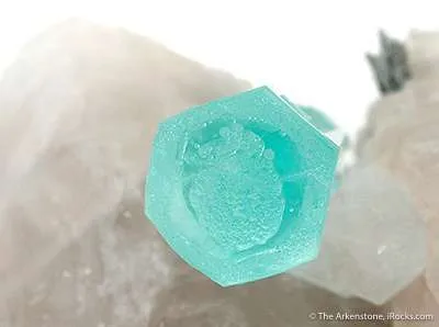 Aquamarine on Quartz - image 3