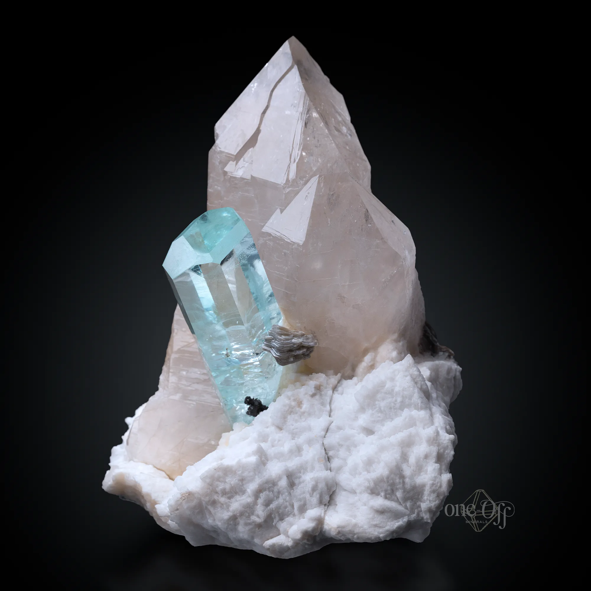 Aquamarine on Quartz - image 1