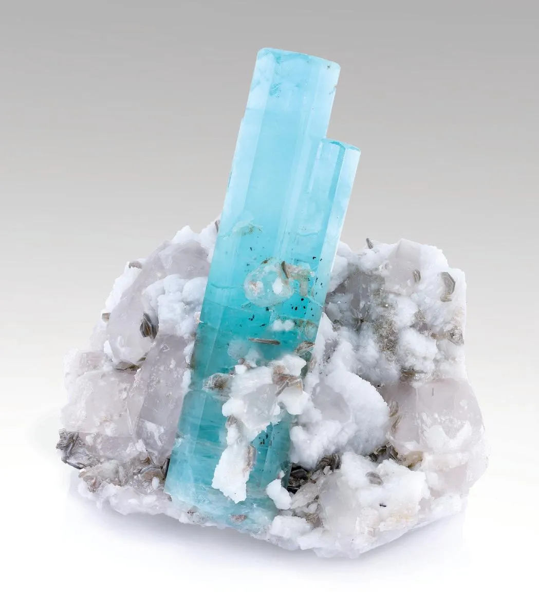 Aquamarine, Quartz, Albite, Muscovite - image 1