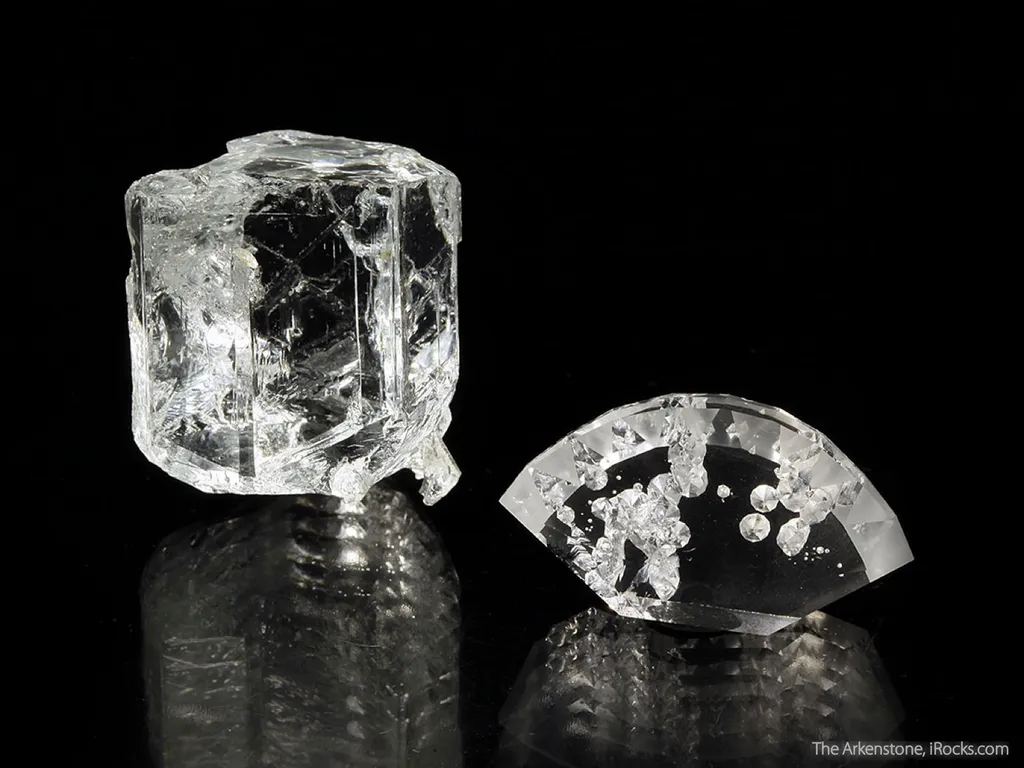 Aquamarine (rough and cut set) image