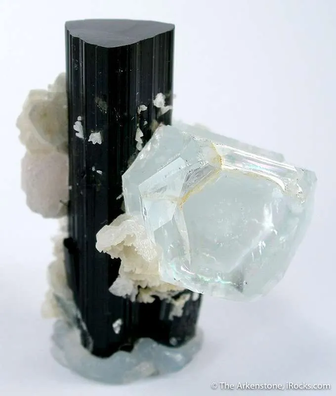 Aquamarine, Schorl, Cleavelandite - image 1