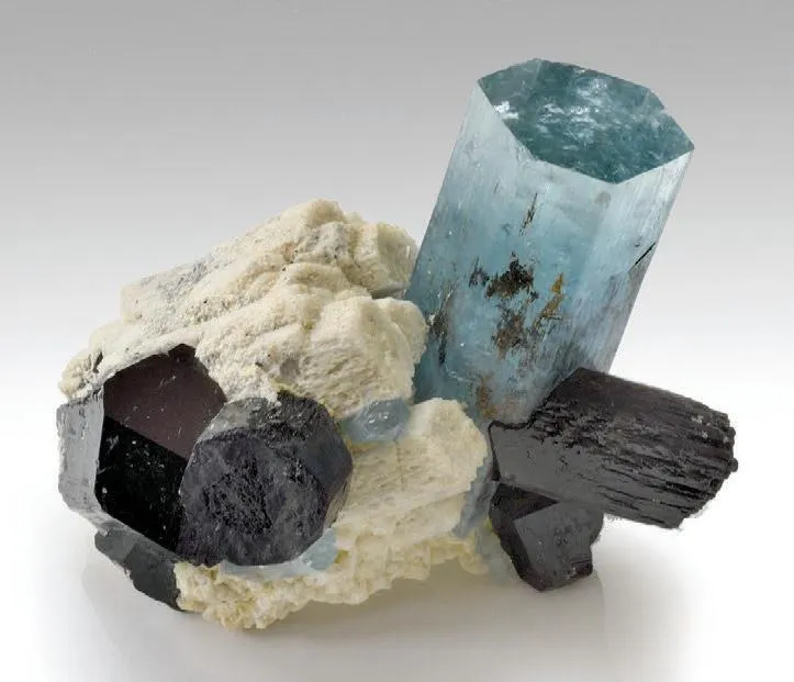 Aquamarine, Schorl, Microcline image