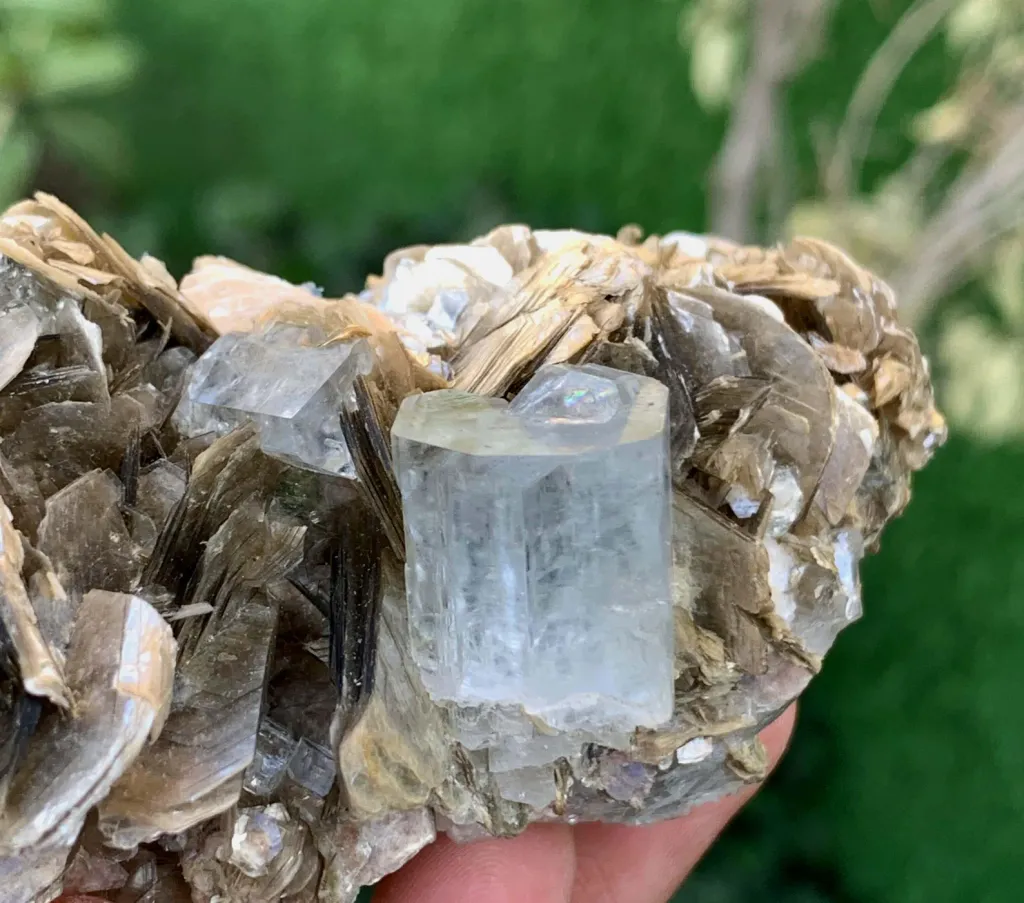 Aquamarine Specimen from Pakistan - image 3