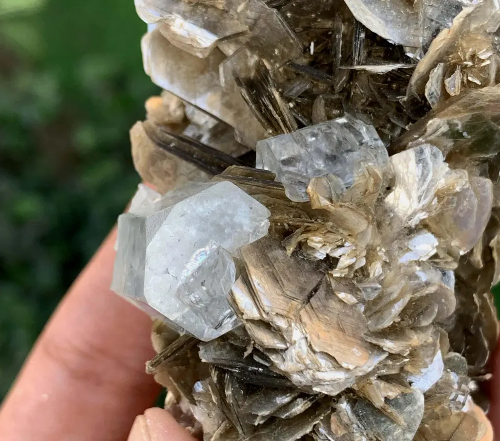 Aquamarine Specimen from Pakistan - image 7