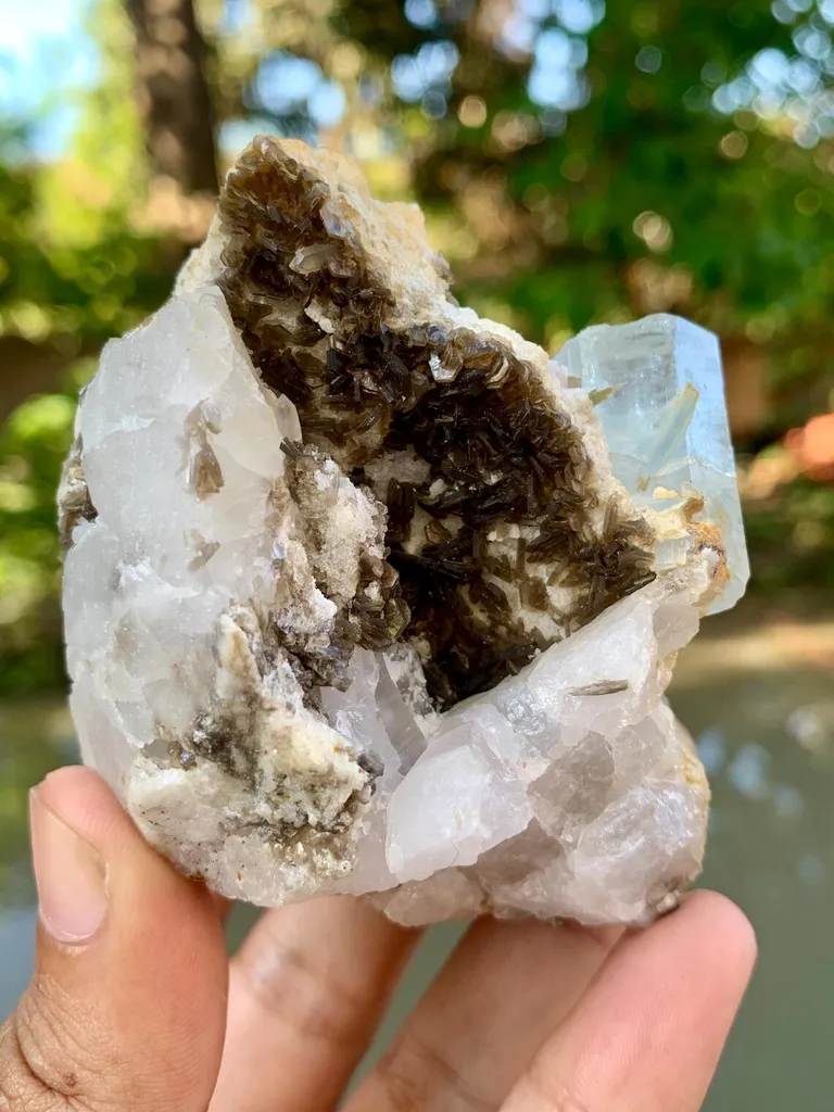 Aquamarine Specimen from Pakistan - image 6