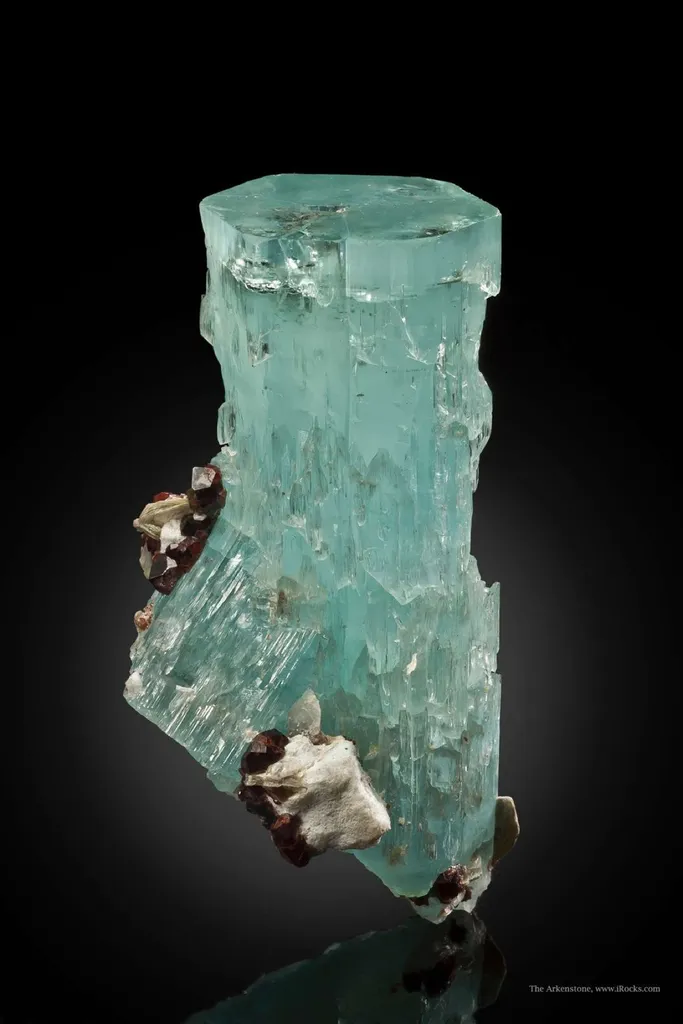 Aquamarine, Spessartine, Mica, Feldspar - image 11
